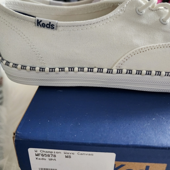 BNWT KEDS CHAMPION WAVE CANVAS SNEAKERS SIZE 8 - Picture 3 of 8